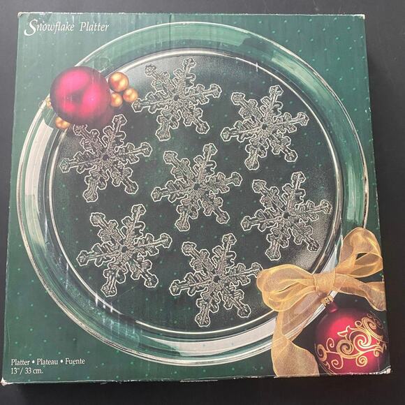Indiana Glass Snowflake Platter 13" Clear Glass
Holiday Serving Plate - Picture 1 of 5